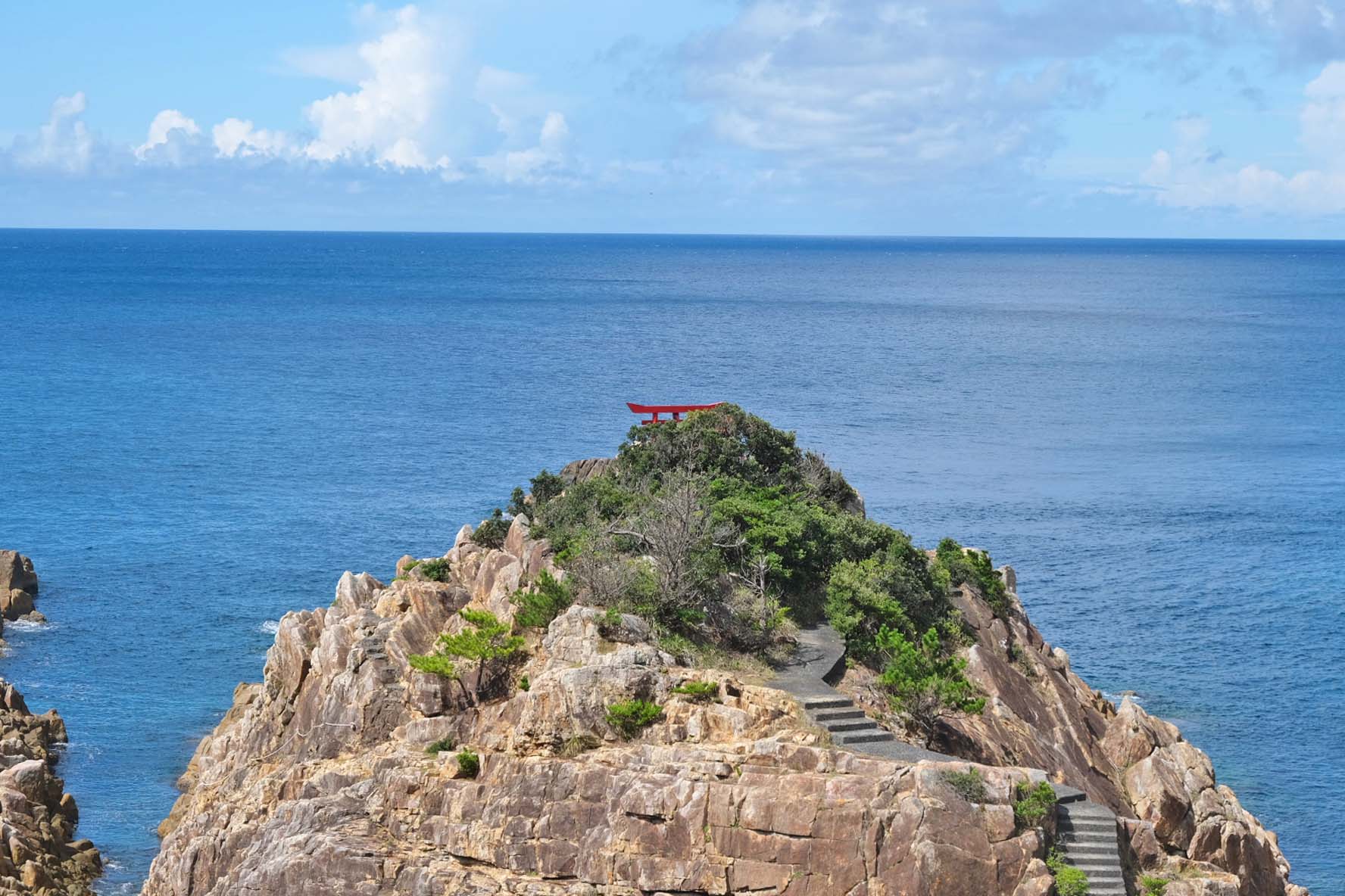 自然 RHシリーズ 4億年の神秘 2個入り 山王神社二の鳥居 一本柱鳥居 片足鳥居から被爆クスノキ、山王